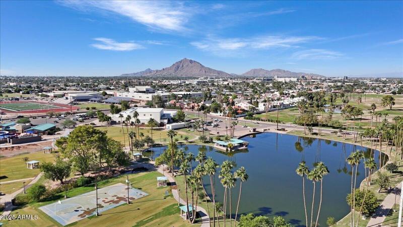 05-DJI_20251030135232_0592_D