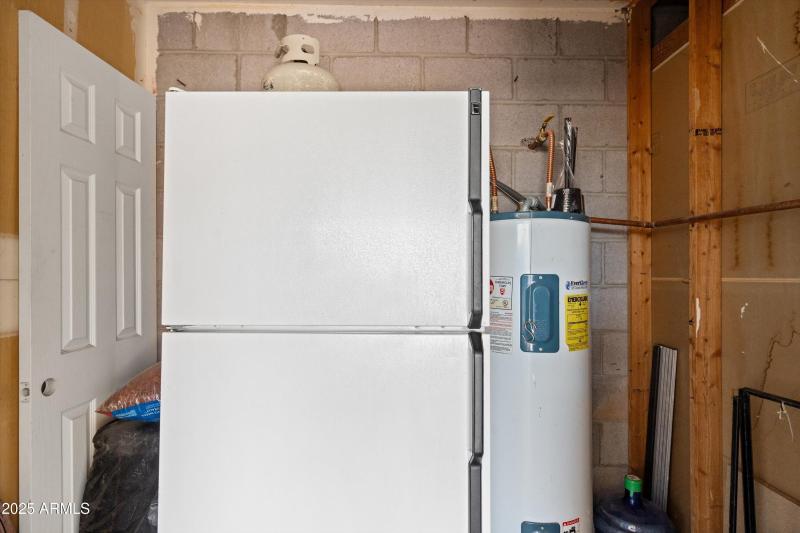 35-Storage Unit with Fridge