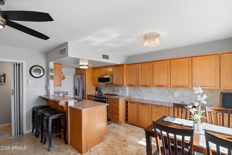 20-Dining Room to Kitchen