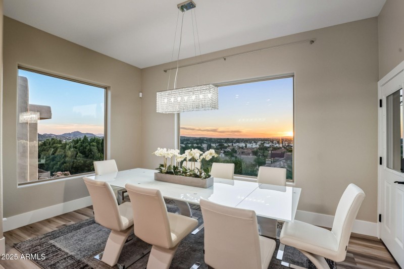 45-web-or-mls-18422 N 14th St Phoenix, A