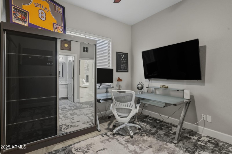 55-web-or-mls-18422 N 14th St Phoenix, A