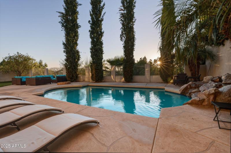 88-web-or-mls-18422 N 14th St Phoenix, A