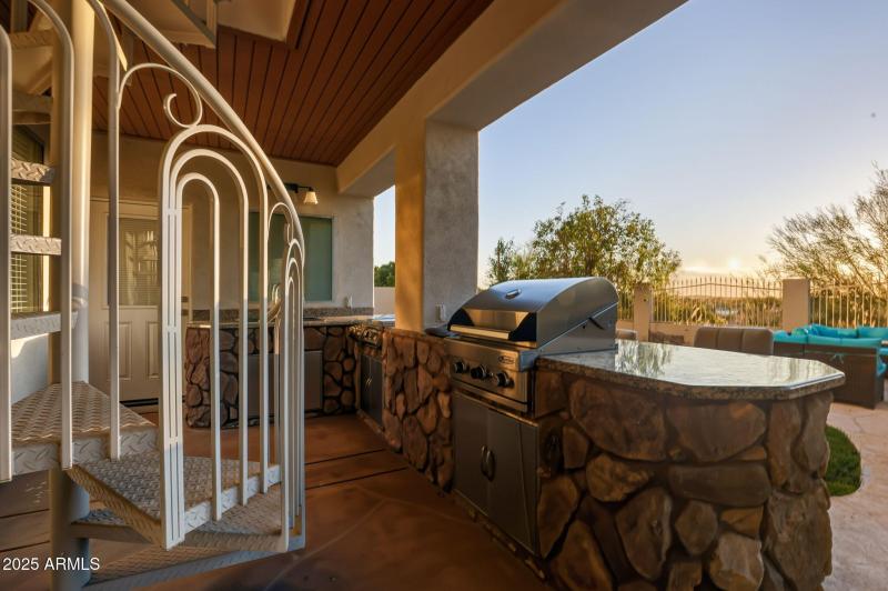 91-web-or-mls-18422 N 14th St Phoenix, A