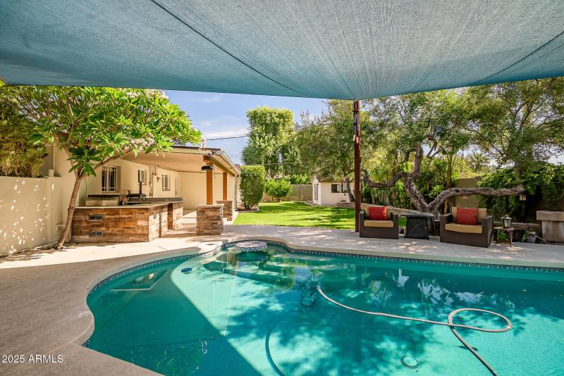 A27CE17F-0D1F-45E9-BB4D-CDBE16FB9D23