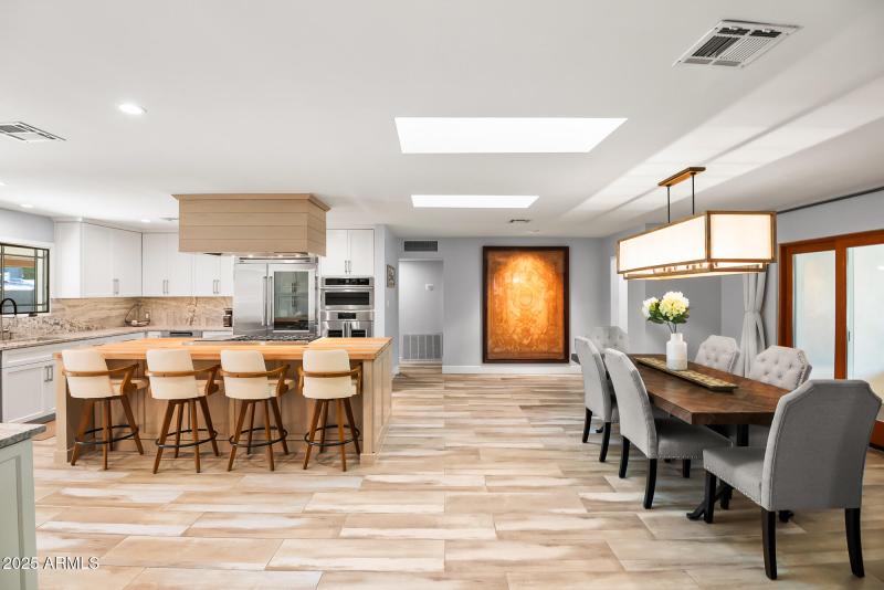 F347079F-3760-4925-9EA3-884493BCF474