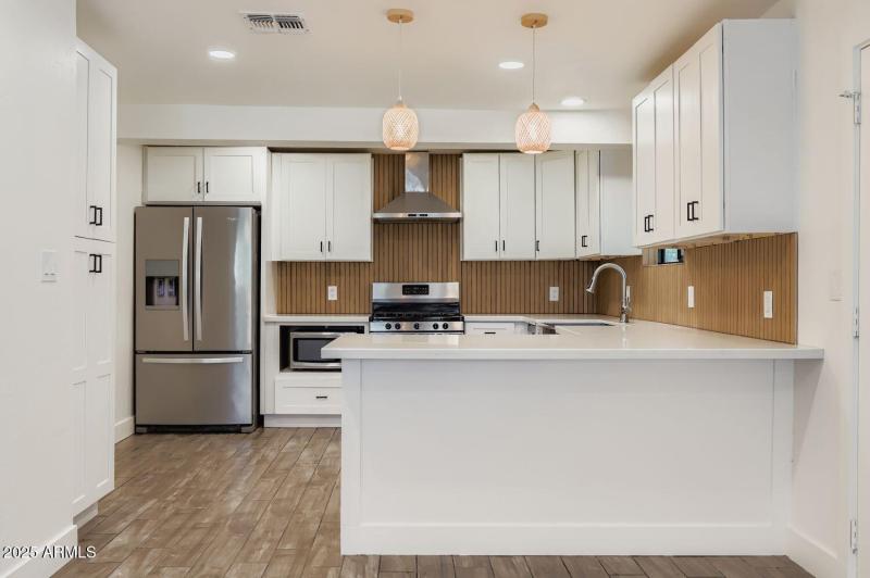 1107 W Roosevelt St - Web Quality - 017