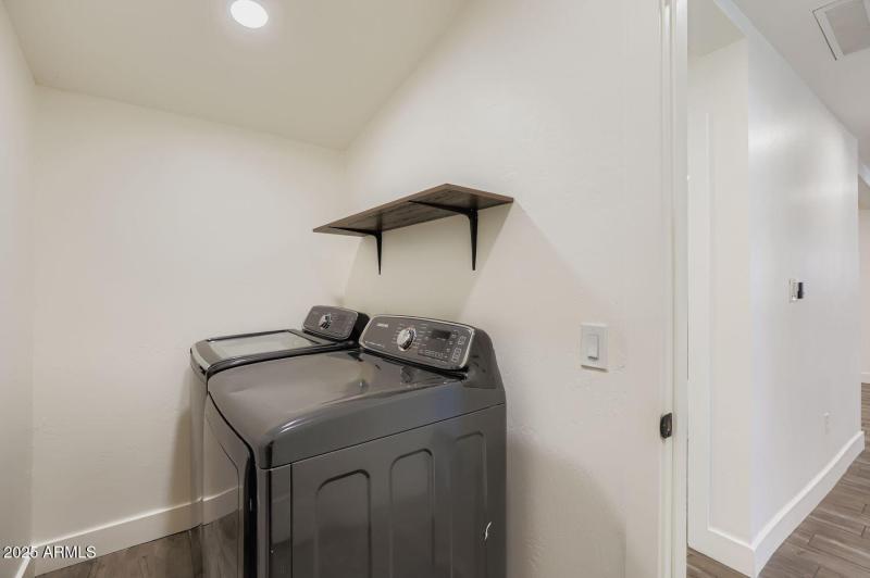 1107 W Roosevelt St - Web Quality - 028