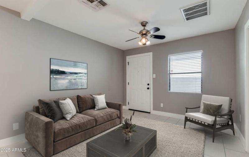 Roosevelt 2 living staged