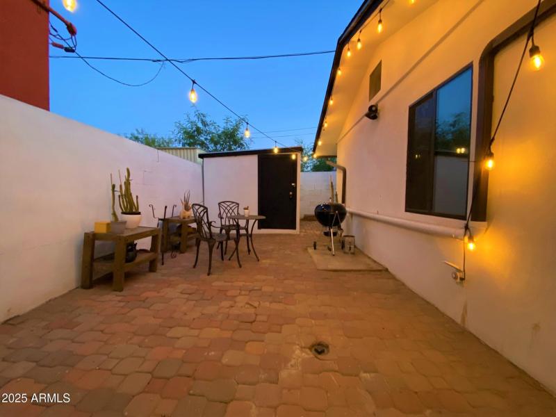 Roosevelt 2 patio edit 2