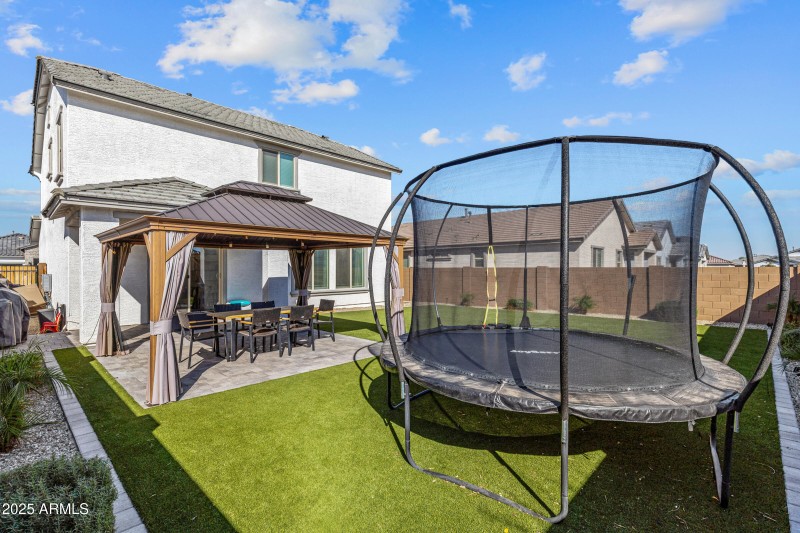 14233 W Cottontail Ln-35