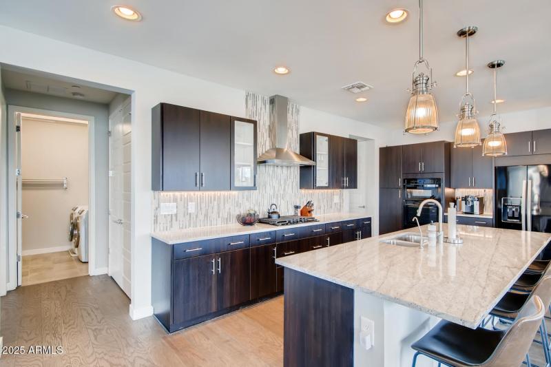 9001 E San Victor Dr 2019-large-013-020-