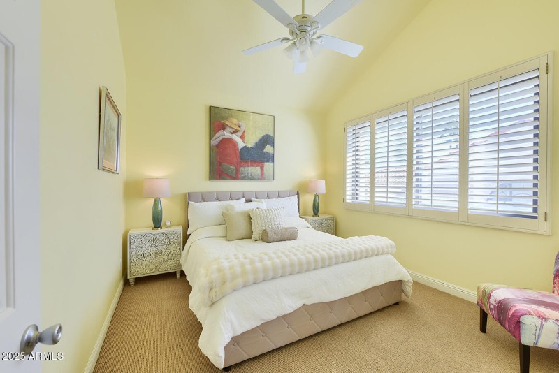 KING SIZE GUEST ROOM 1