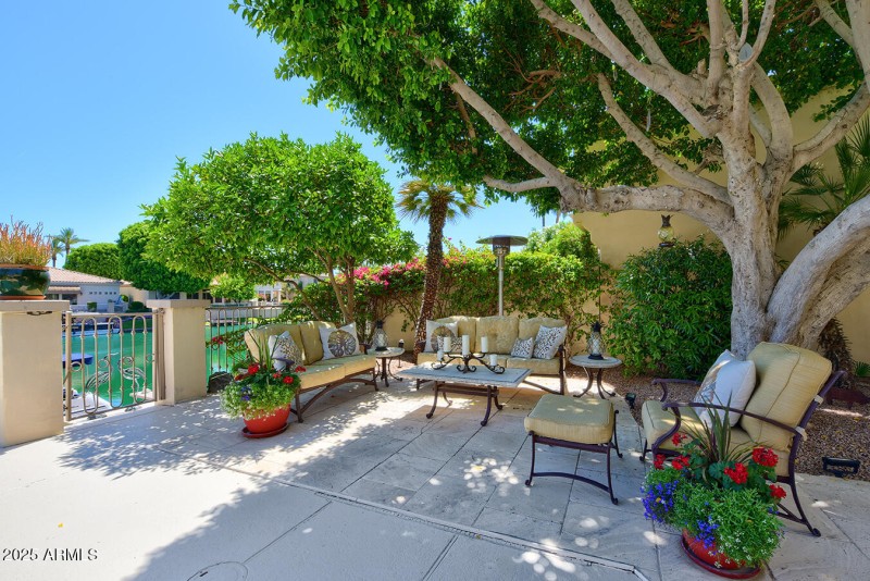 RELAX UNDER THE SHADE TREE
