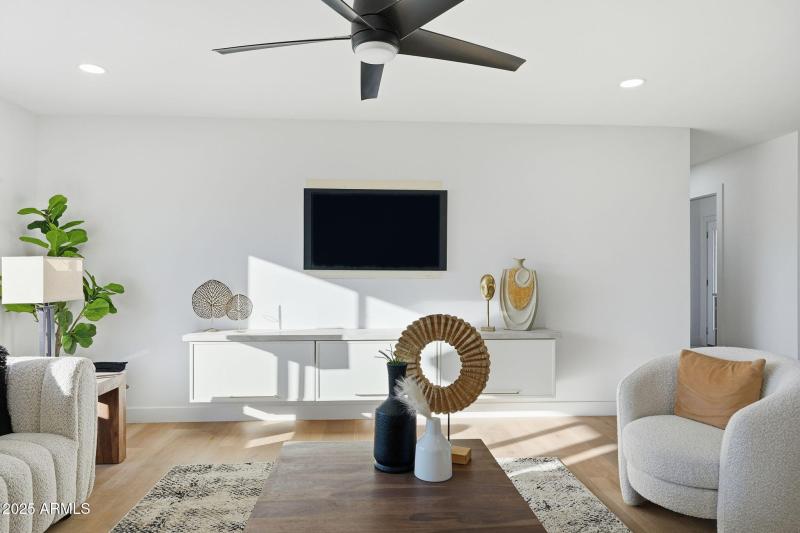 8-web-or-mls-009_ListerPros