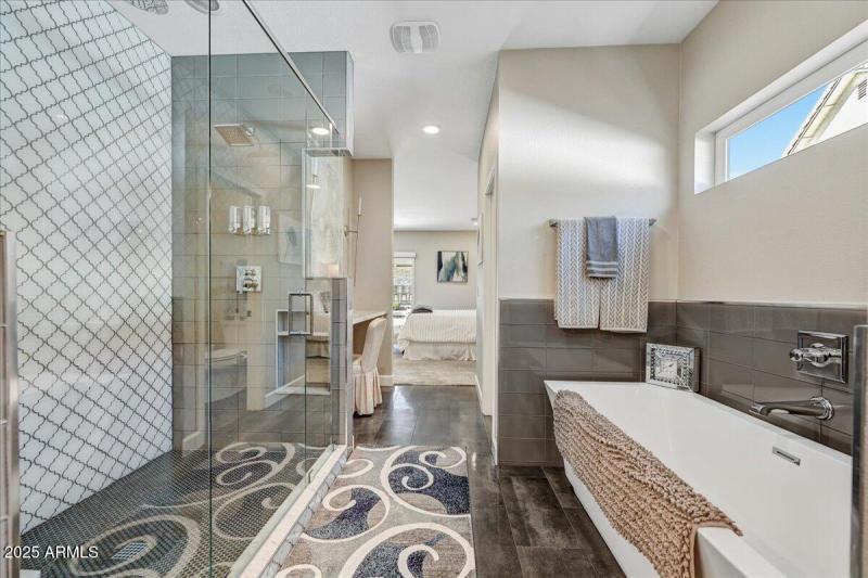 21-Primary Spa Detail