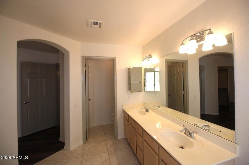 20220928151457586624000000-o