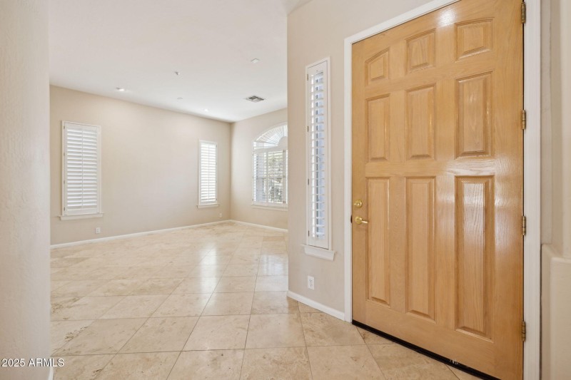 6-web-or-mls-13945-e-gail-rd