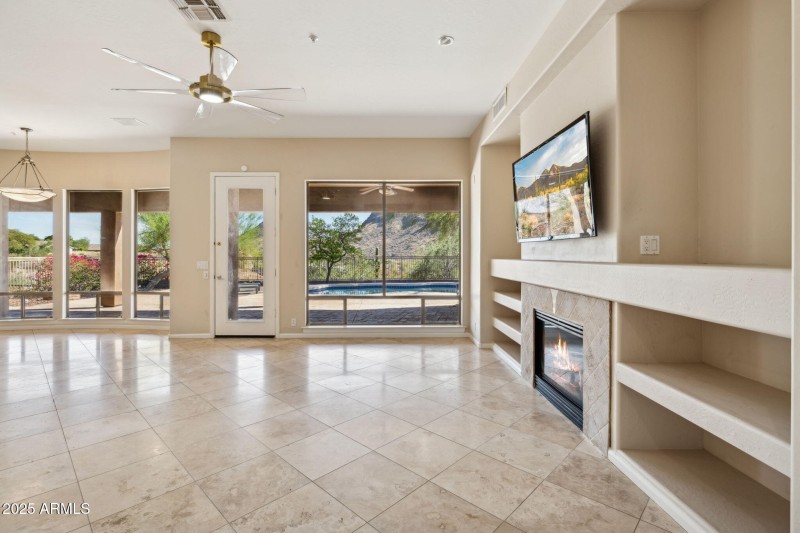 10-web-or-mls-13945-e-gail-rd