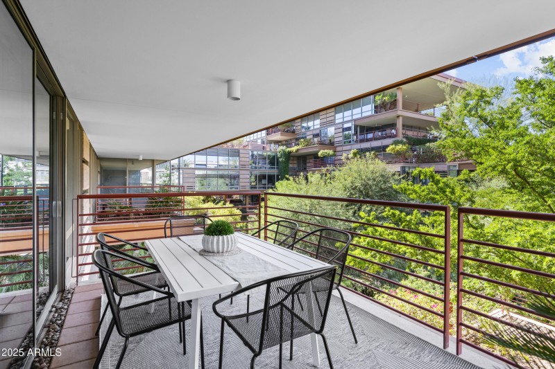 7131 E Rancho Vista Dr #4007-24