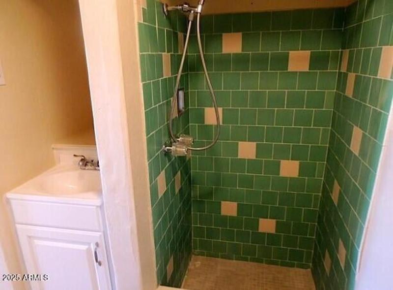 20131223213151802327000000-o