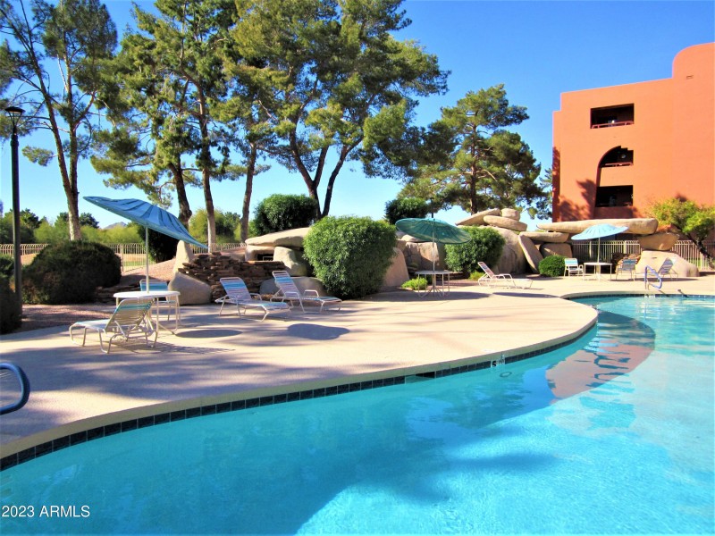 POOL SIDE RELAXATION