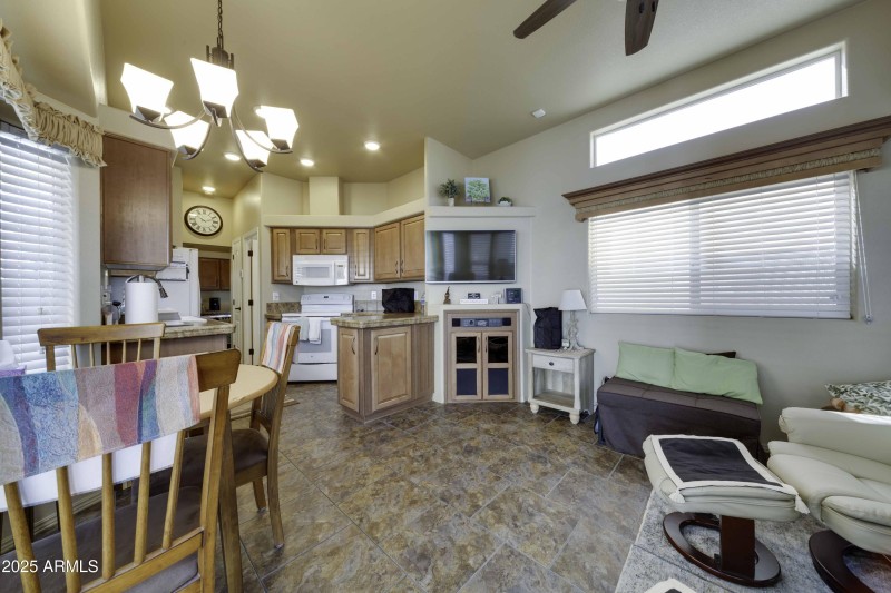 17200 W Bell Rd Lot # 817 Surprise AZ-9