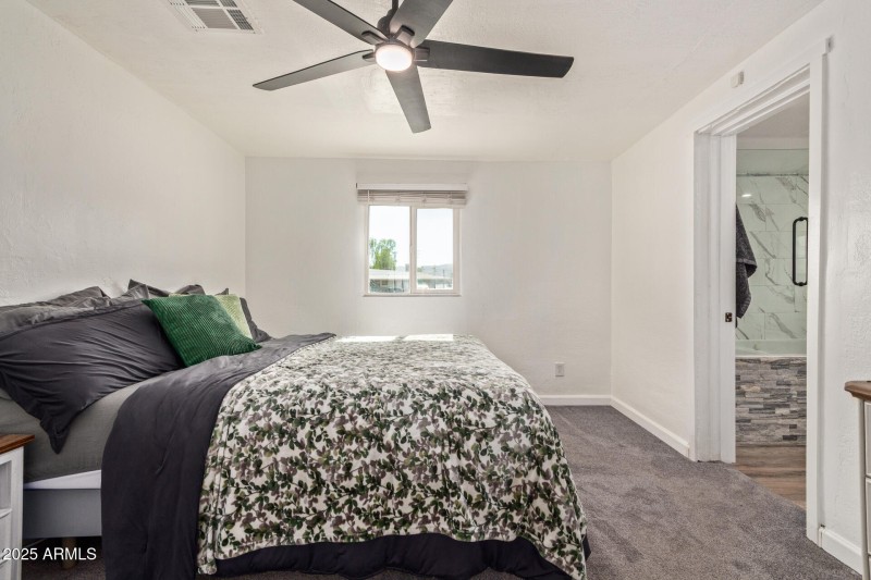 Primary Suite Main - 9th St