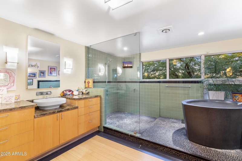 074_Primary Bathroom