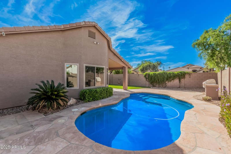 Salt Water Pool - Heated