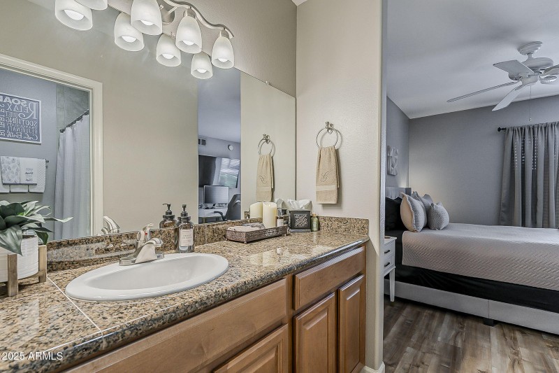 37-web-or-mls-Ray-25