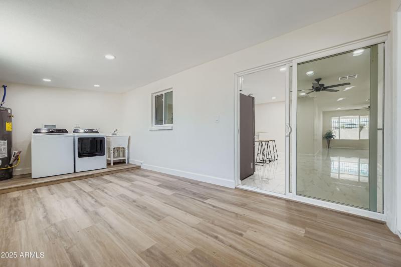 7601 N 40th Drive - MLS Sized - 022 - 31