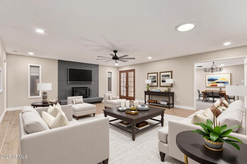 Oversized Living Room w/Fireplace!