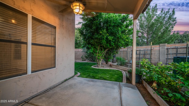 20469 N 95th Dr Exterior Photos-5