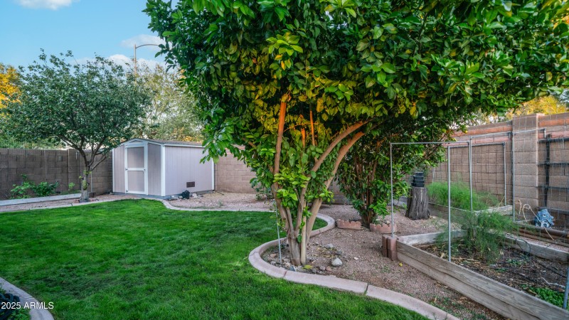 20469 N 95th Dr Exterior Photos-18