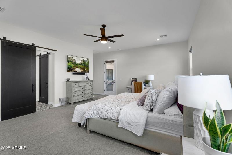 29-web-or-mls-4072 E Weston Ln -21