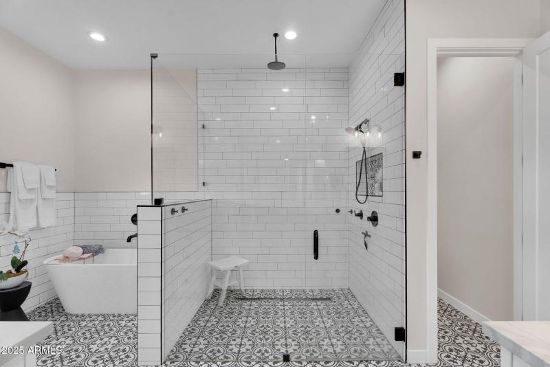 32-web-or-mls-4072 E Weston Ln -24