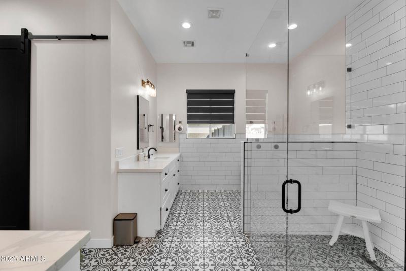 34-web-or-mls-4072 E Weston Ln -29