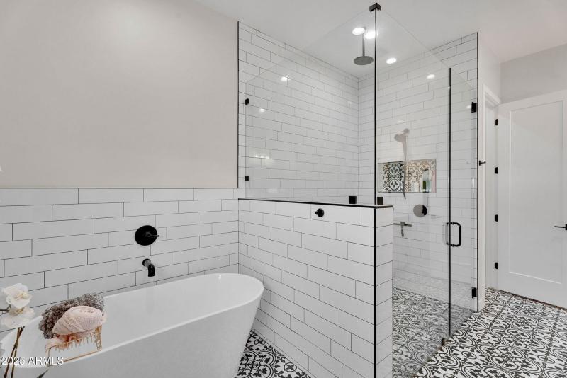 37-web-or-mls-4072 E Weston Ln -28