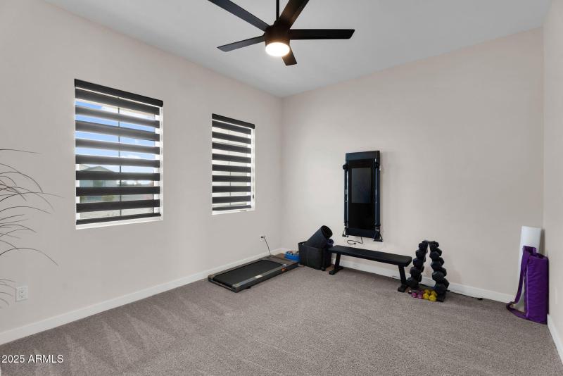 53-web-or-mls-4072 E Weston Ln -50