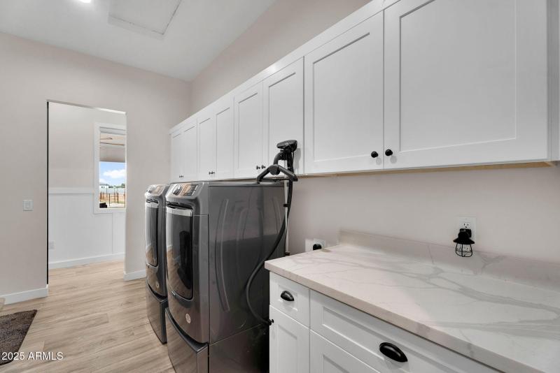 62-web-or-mls-4072 E Weston Ln -58