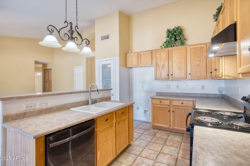 2010 S 80th Ln Phoenix - 268(0)