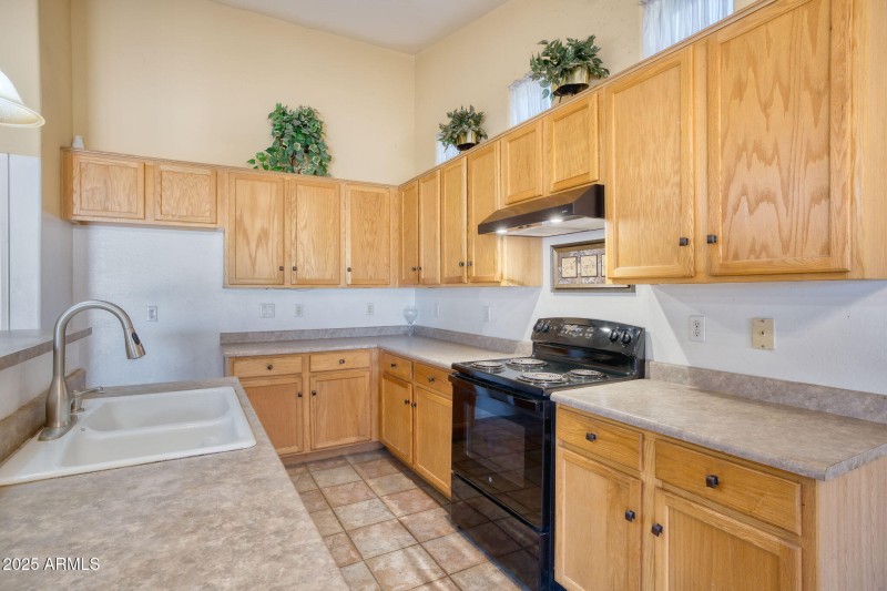 2010 S 80th Ln Phoenix - 270(0)