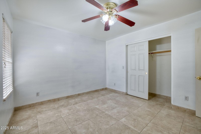 2010 S 80th Ln Phoenix - 293(0)