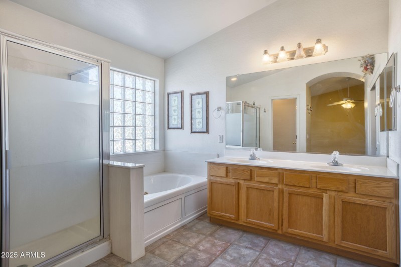 2010 S 80th Ln Phoenix - 323(0)