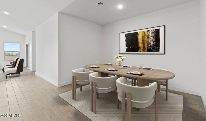 20250923212437621701000000-o