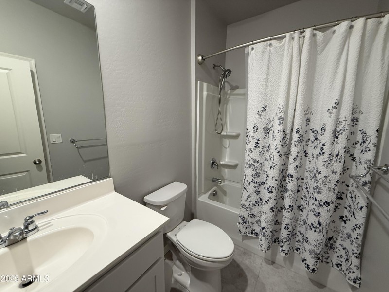 21 downstairs bed 1 ensuite