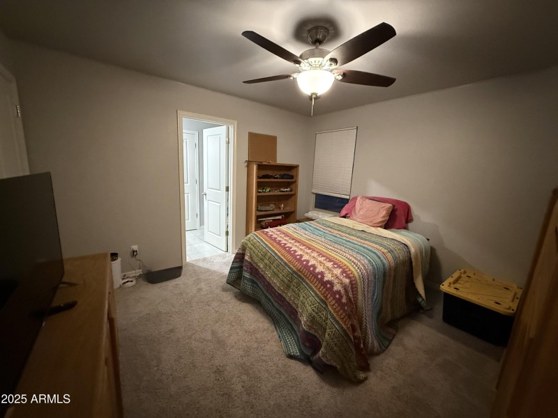 37 upstairs bedroom 3 with J&J bath