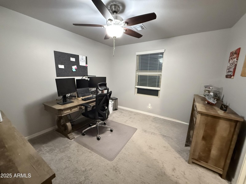 43 upstairs bedroom 4 with J&J bath