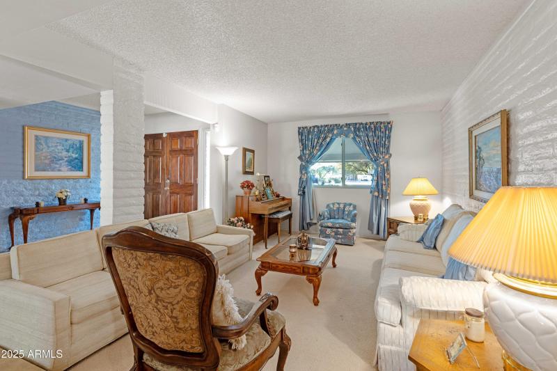 7125 N 20th Ave-7774