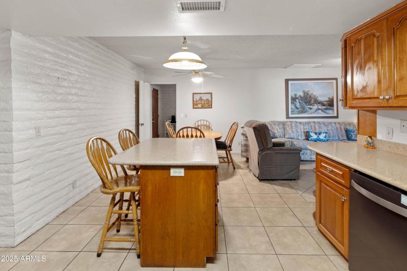 7125 N 20th Ave-7792